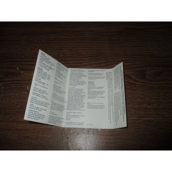 Toto - Fahrenheit on cassette (CBS Records Canada, 1986) - Picture 4 of 4